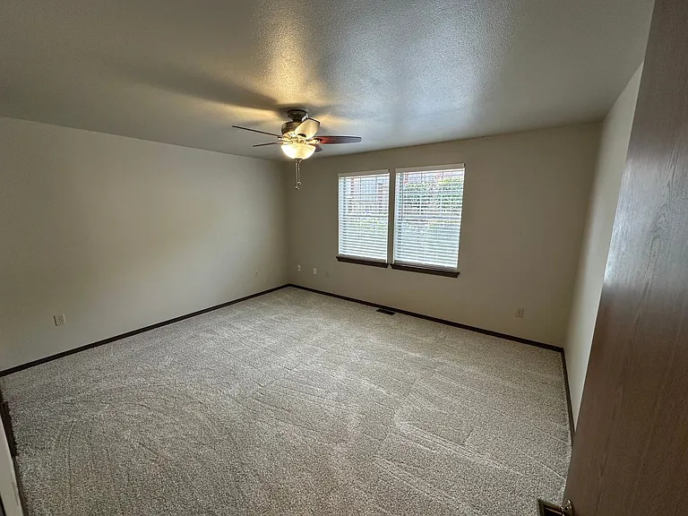 5710 N 21st St #10 — Photo 14