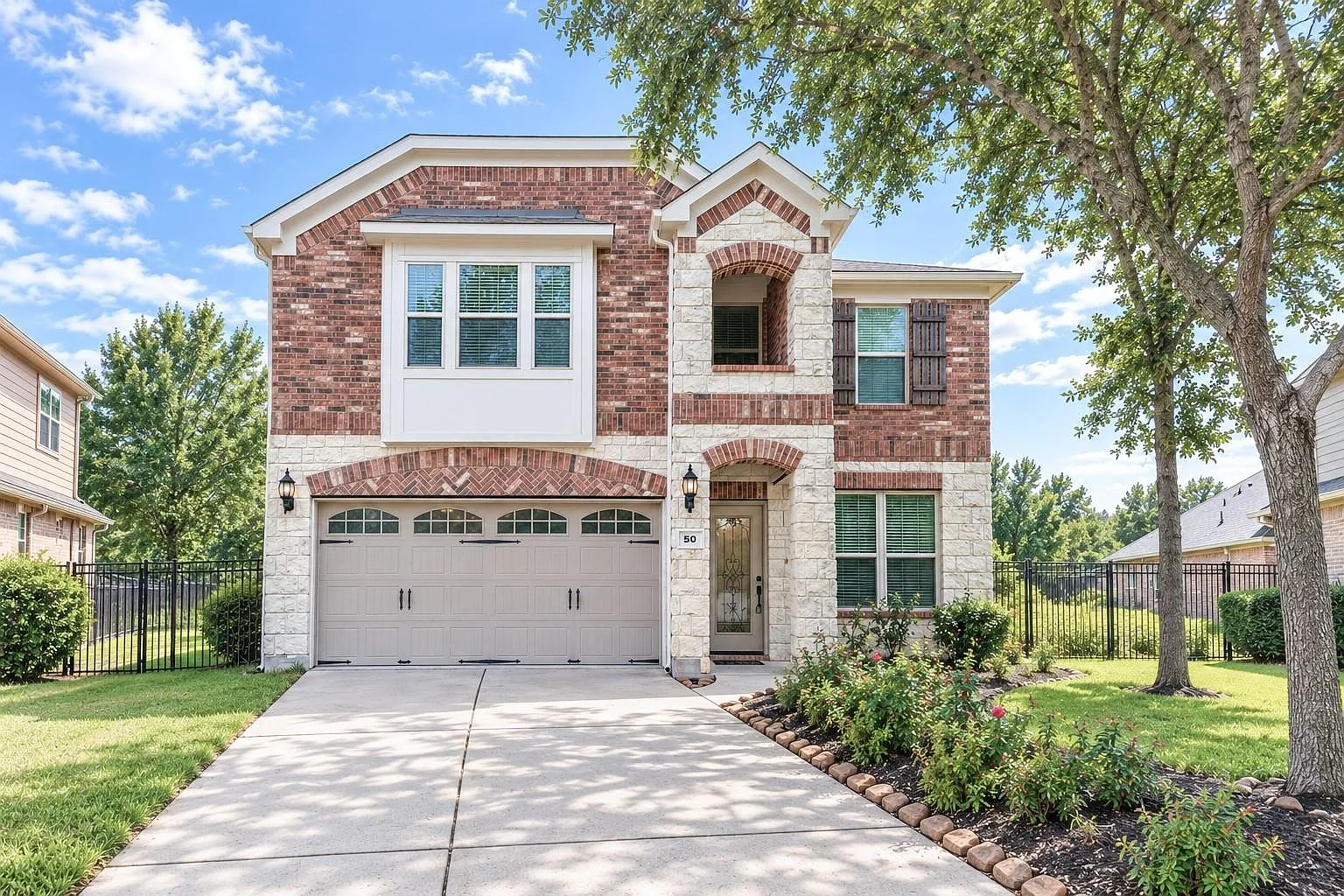 4 bed, 2.5 bath, 2745 sqft, $3,400 — Photo 1