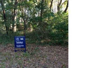 35 E Monastery Rd, Savannah, GA 31411