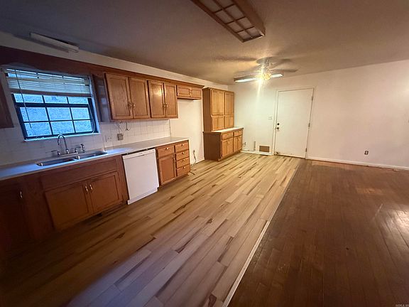 5th image of 315 Sims Hollow Rd