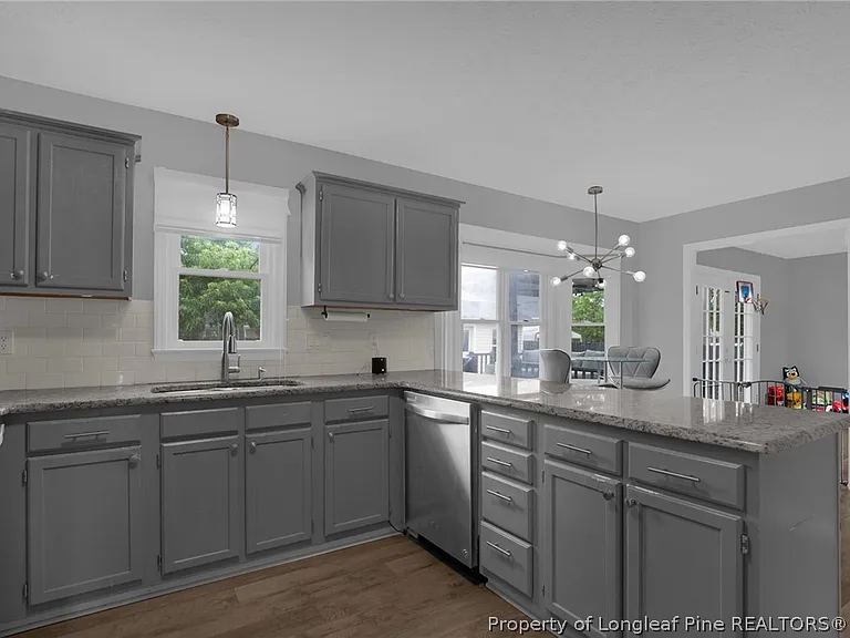 7457 Avila Dr — Photo 16