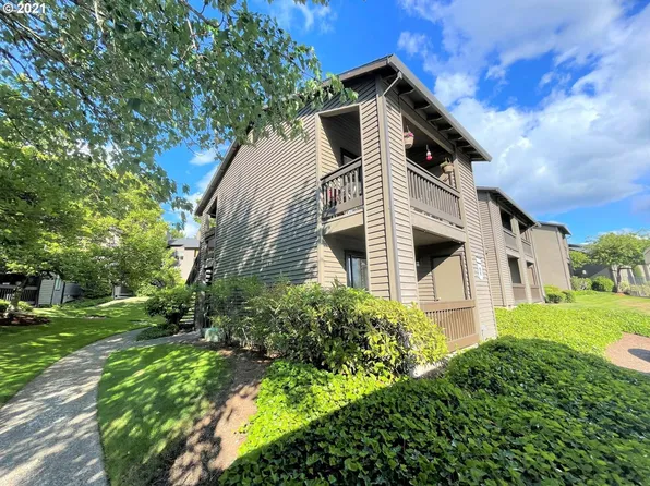 9410 SW 146th Ter APT 4, Beaverton, OR 97007