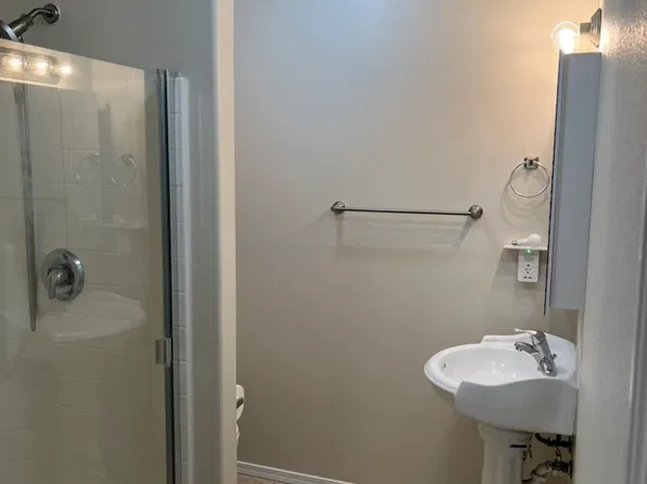 2928 Vine St, Paso Robles, CA 93446