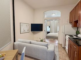 221 E 5th St, New York, NY