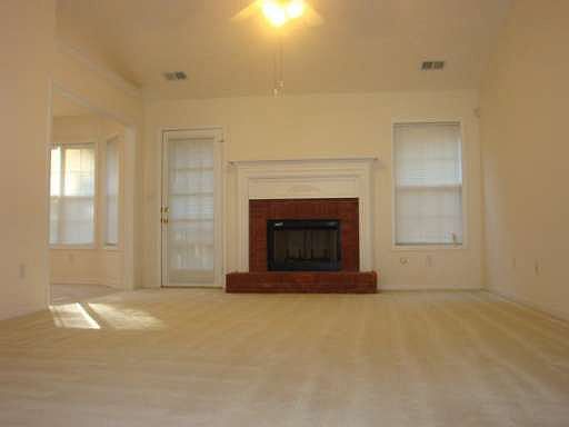 4th image of 193 Adams Lake Dr