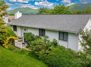 17 White Pine Cir, Fletcher, NC 28732