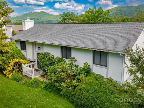 17 White Pine Cir, Fletcher, NC 28732