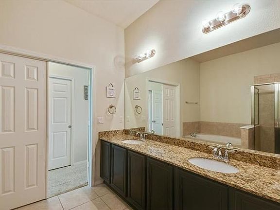 5th image of 353 Giovani Blvd