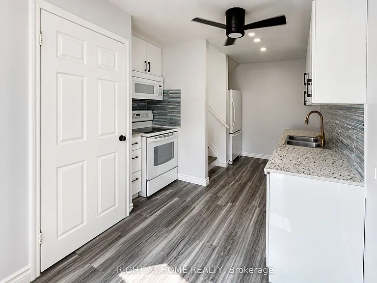 238 Burnside Dr — Photo 7