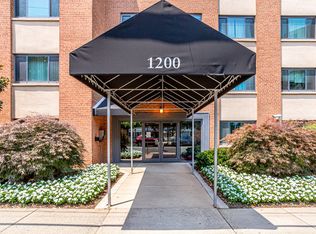 1200 S Arlington Ridge Rd APT 612, Arlington, VA 22202