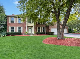 3511 Lakeview Dr, Algonquin, IL