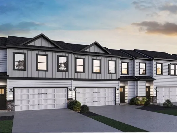 108 Delmonica Dr, Houston, PA 15342