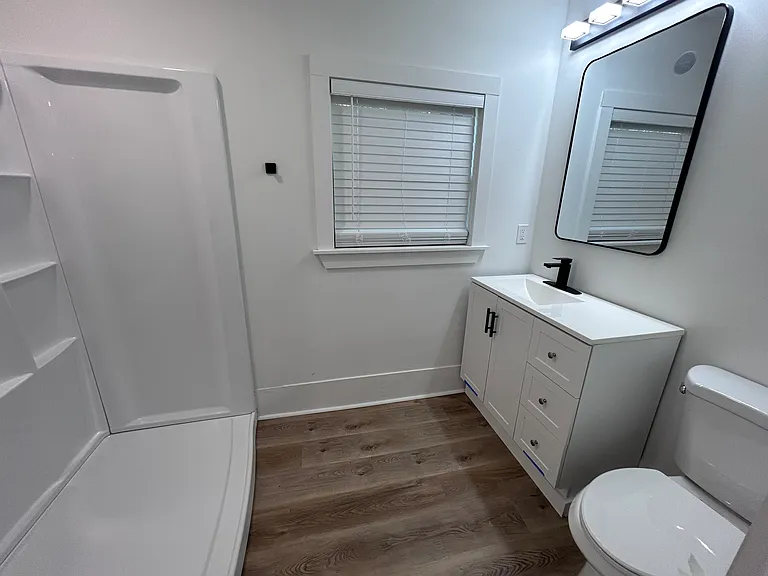 112 Moore Ave — Photo 22