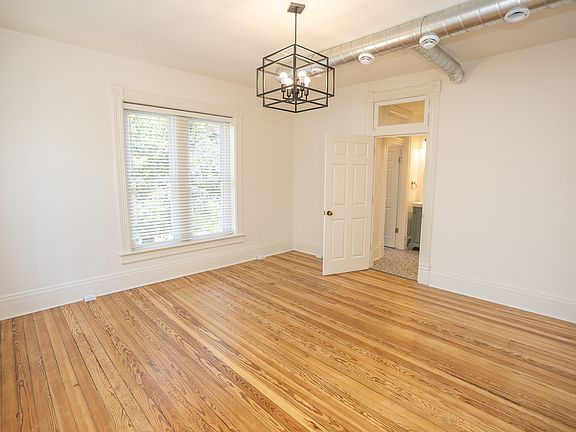 5th image of 1122 E McCarty St #4