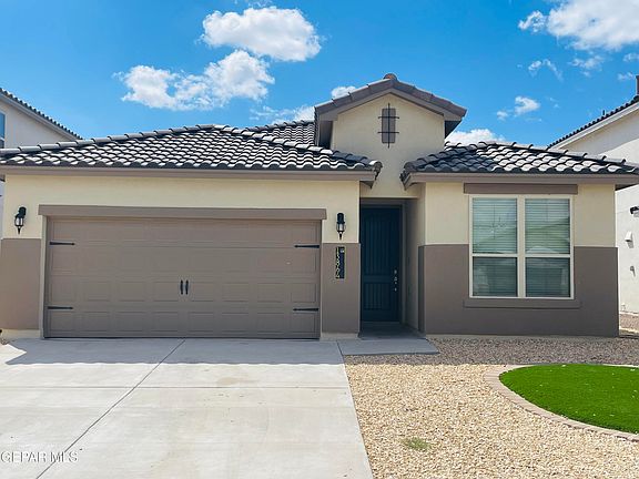2nd image of 13864 Paseo De La Luna Ave