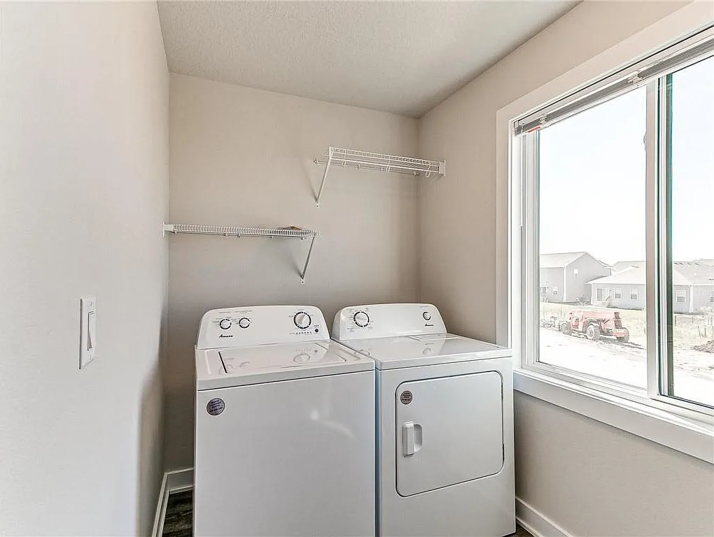 6942 Bluebell Court - 1 — Photo 2