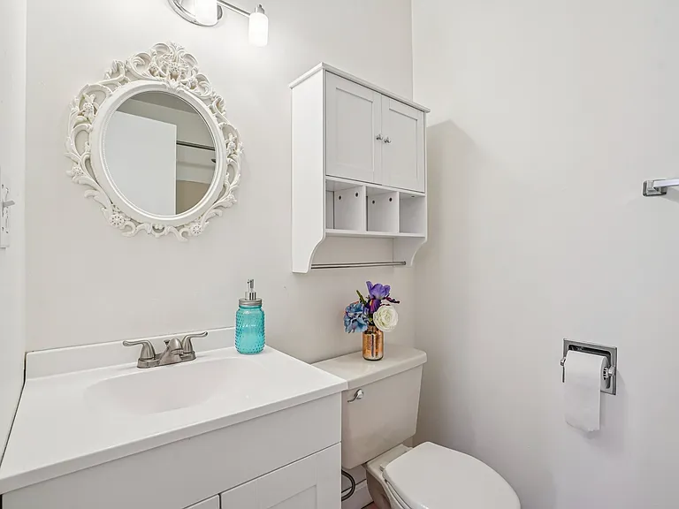35 Desmoines Rd #209 — Photo 17