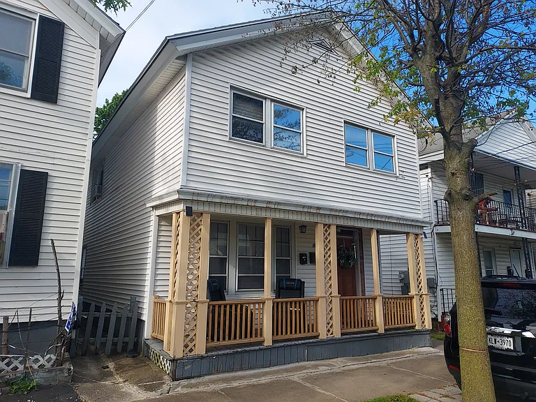 729 Elizabeth St — Photo 20