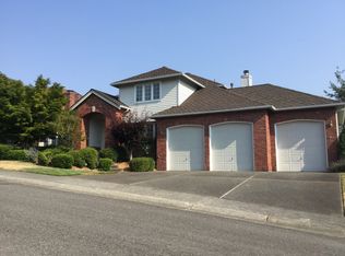 19126 NE 45th Pl, Sammamish, WA 98074