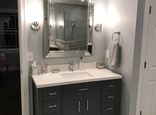 28550 W Forteen Mile Rd, West Bloomfield, MI 48322