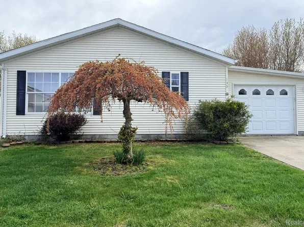 3211 Keewahdin Rd Lot 139, Fort Gratiot, MI 48059
