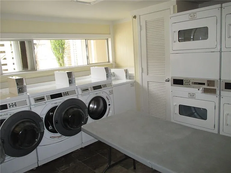 1818 S Lakeshore Blvd #36 — Photo 22