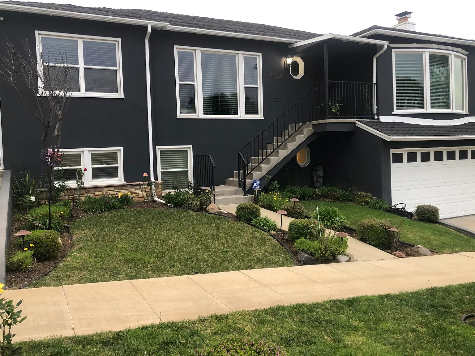 Studio, 500 sqft, $1,800 — Photo 1