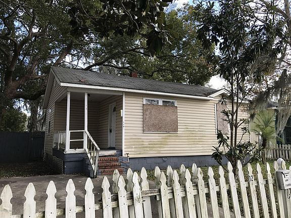 5th image of 1295 Randolph St