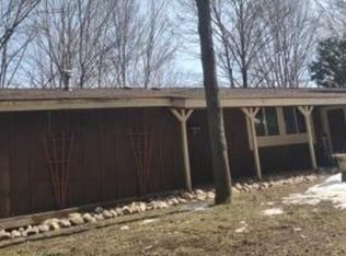9660 Pere Marquette Dr, Stanwood, MI
