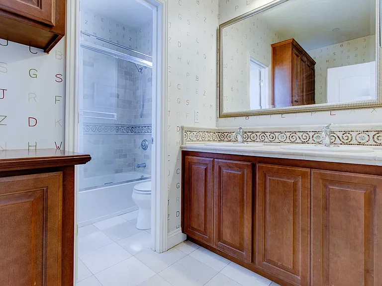 49200 Tulip Ter — Photo 21