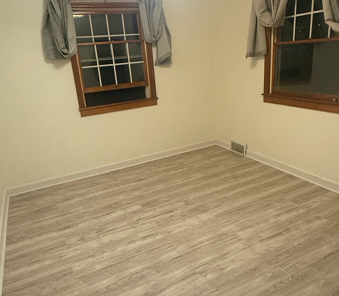 3 bed, 1.5 bath, 2000 sqft, $1,500 — Photo 4