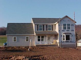 2275 Panther Valley Rd, Pottsville, PA 17901