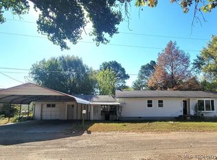 60405 E 252nd Ln, Grove, OK 74344