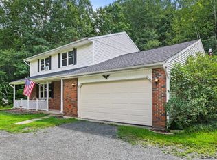 326 Dunham Hollow Rd, Averill Park, NY 12018