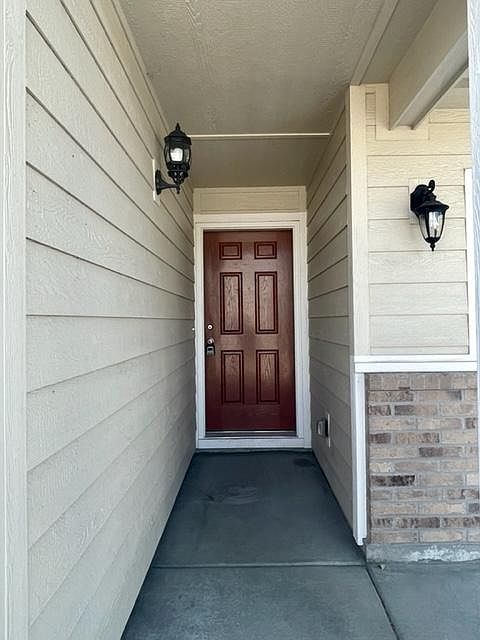 Private Entrance