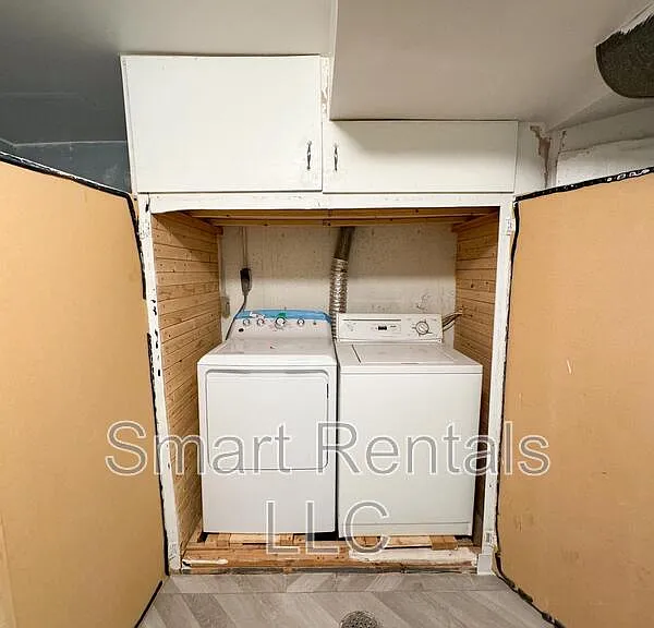 2705 Laclede Station Rd — Photo 14