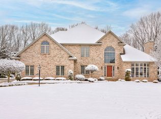 3729 White Trillium Dr E, Saginaw, MI 48603