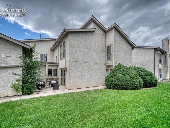 2nd image of 3330 Templeton Gap Rd Unit 31