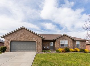 5373 W Applewood St, Springfield, MO 65802