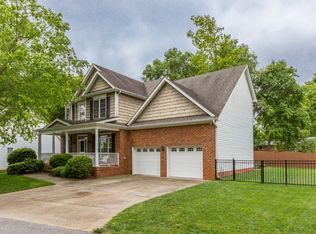 4040 Clinard Rd, Clemmons, NC 27012