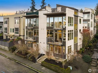 2806 14th Avenue W #A, Seattle, WA, 98119
