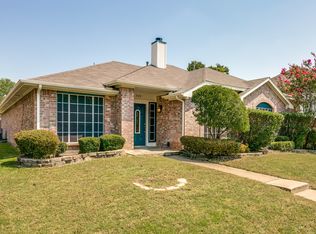 709 Waterwood Ln, Mesquite, TX 75181