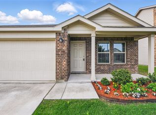 329 Blue Crow Ln, Fort Worth, TX 76052