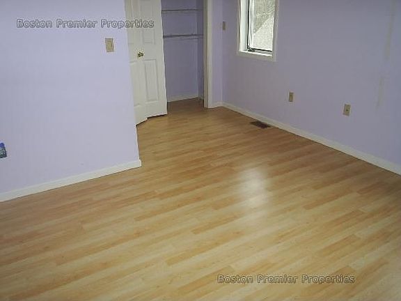 2nd image of 1803 Hollow Tree Ct