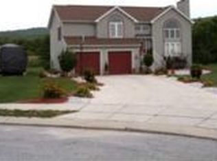 78 Sumac Dr, Hanover, PA 17331