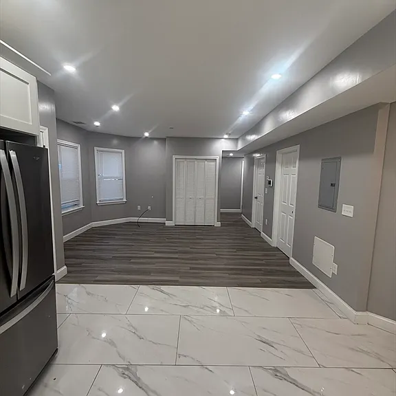 71 Hillberg Ave #1 — Photo 1