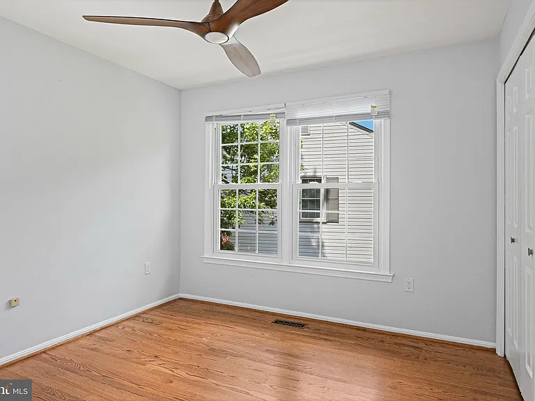 13345 Point Rider Ln — Photo 35