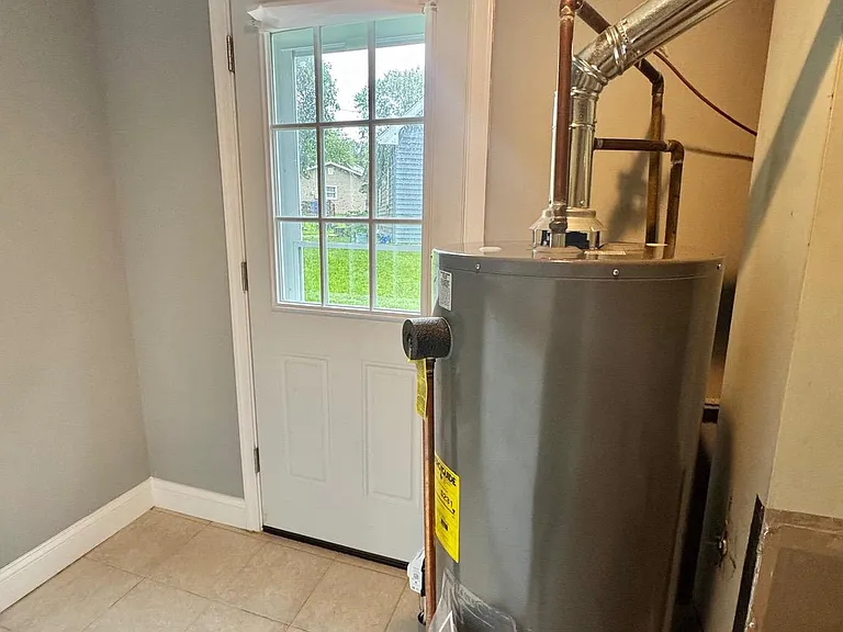 4908 Rocky Spring Ln — Photo 16