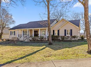 2816 Kell Rd, Signal Mountain, TN 37377