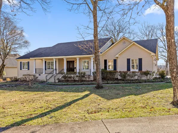 2816 Kell Rd, Signal Mountain, TN 37377
